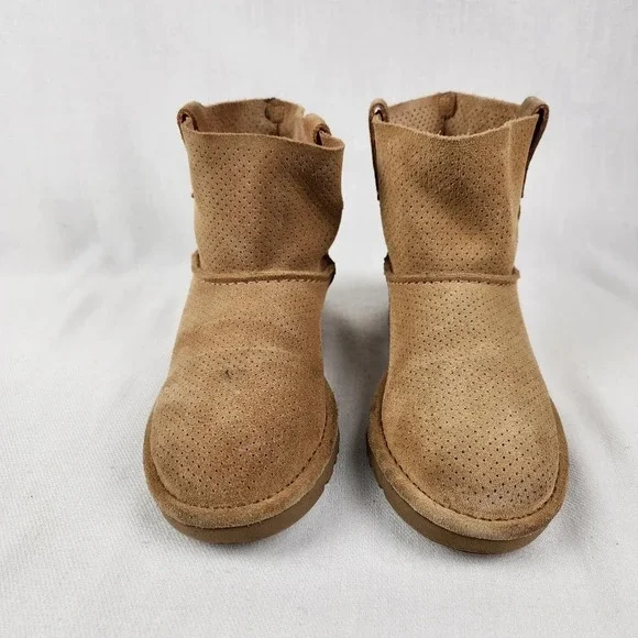 Ugg Leather Tan Ankle Booties - Picture 4 of 13